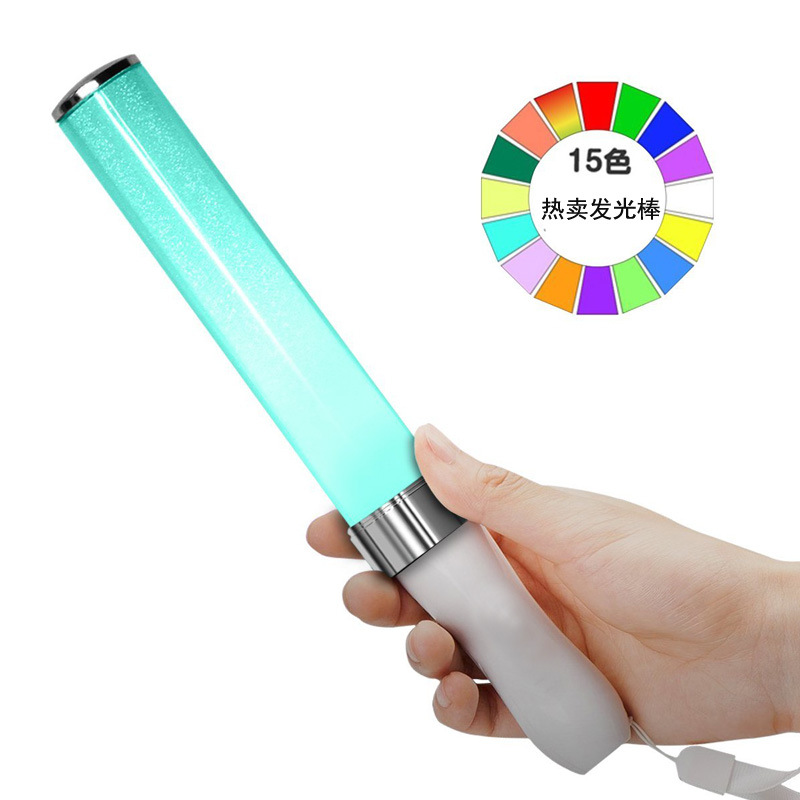 15 Colors Change LED Glow Cele - Glow Sticks Survival recension och pris