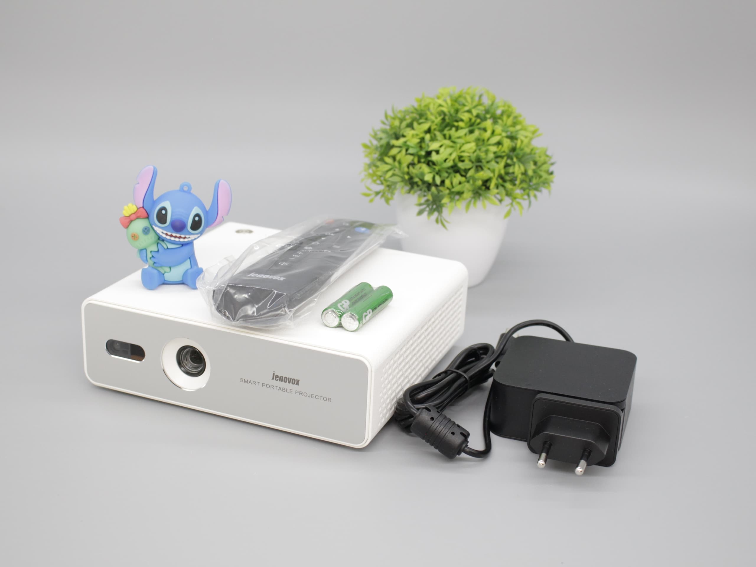 Jenovox M5000 Mini DLP Project - Outdoor Camping Videos recension och pris